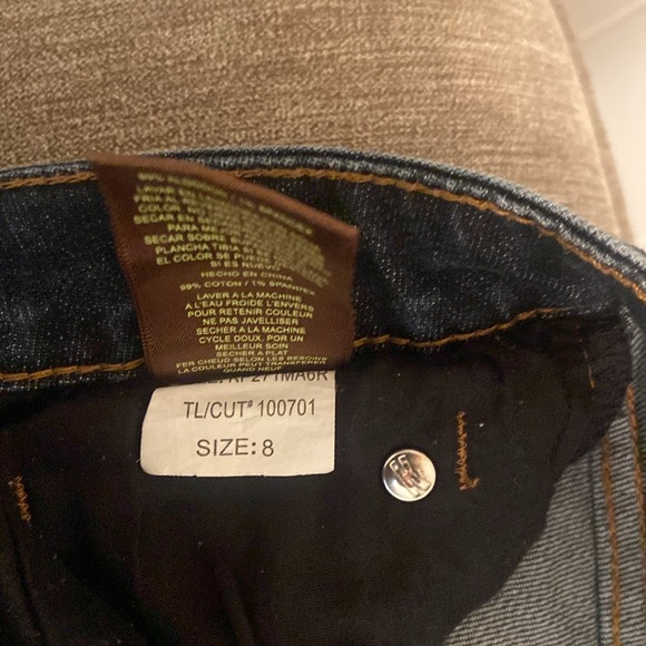 Kut from the Kloth size 8 jeans. Katy boyfriend, mid rise, Great condition - Picture 5 of 7